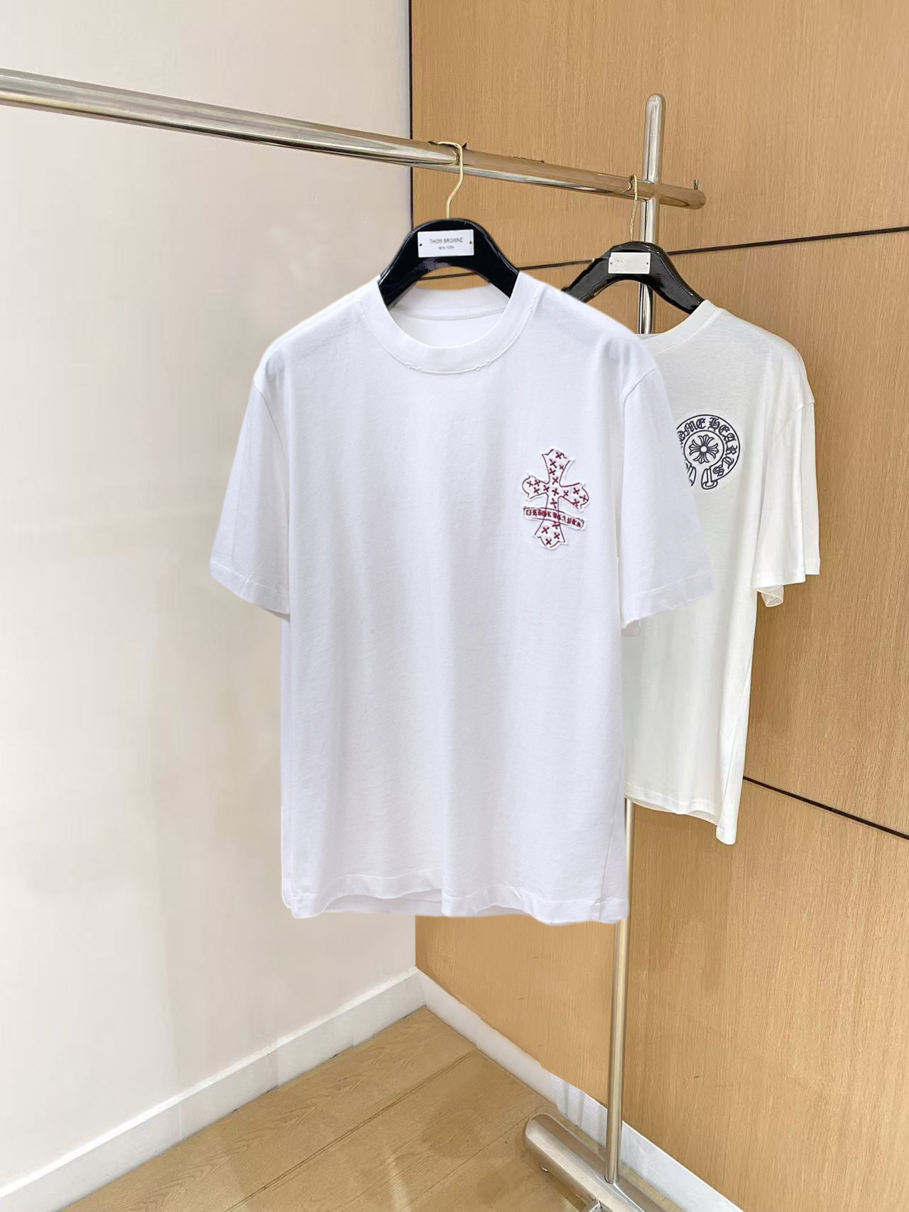 short sleeves
